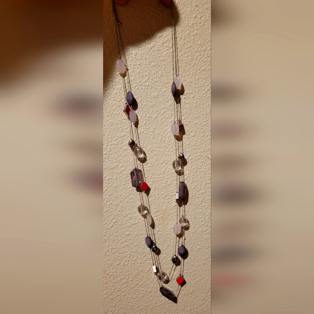 NY Vintage 17 1/2 & 16 inch long 2 strand necklace
